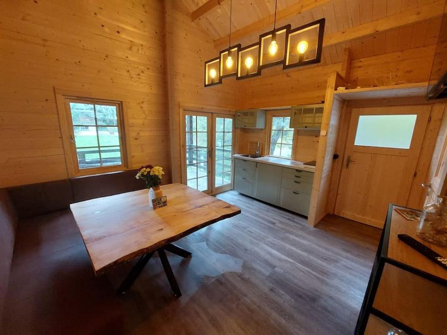 Appartement Tiny House Am Teich à Garnsdorf Extérieur photo
