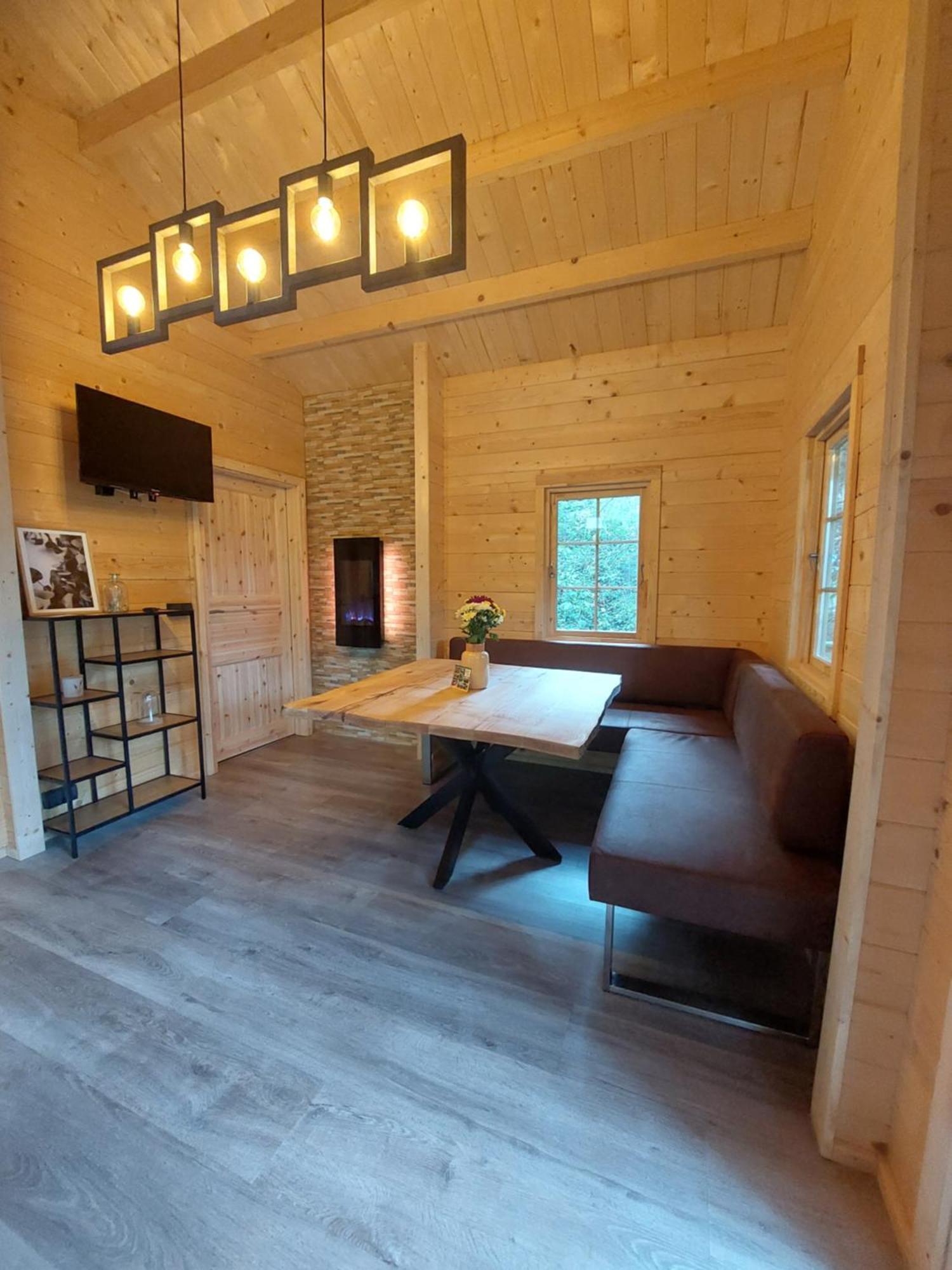 Appartement Tiny House Am Teich à Garnsdorf Extérieur photo